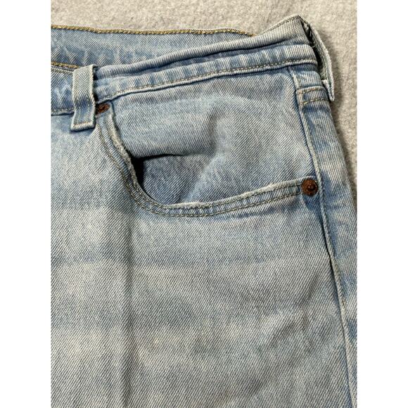 Levis 501 Jeans Women W33 L32 Button Fly Light Blue Denim Slight Taper - Picture 13 of 16